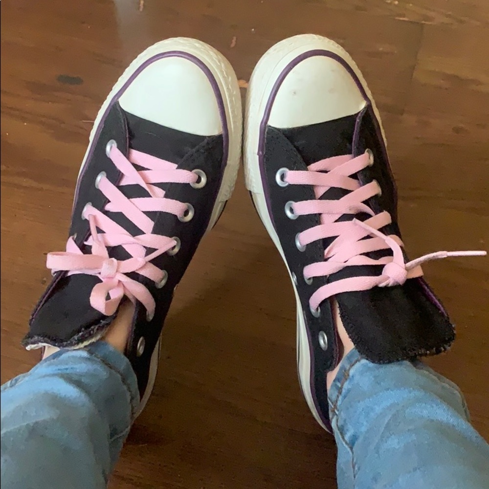 Converse Black and Purple Double Tongue size 8 wmn